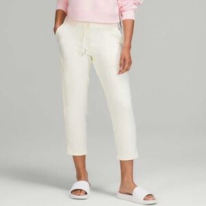 Lululemon Dance Studio Mid-Rise Crop 25" Lemon Sorbet Size 12 W6BAP